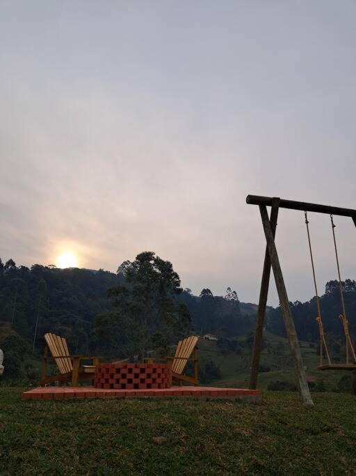 Chale Sol Nascente Villa Aguas Mornas ภายนอก รูปภาพ